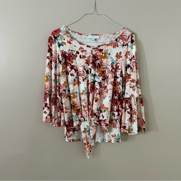 new directions Tops - New direction tie front top XL